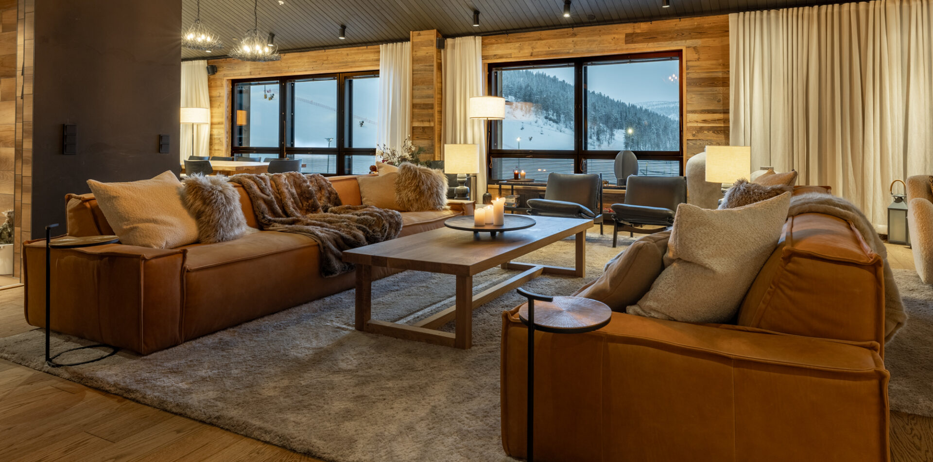 Luxury Penthouse (1)