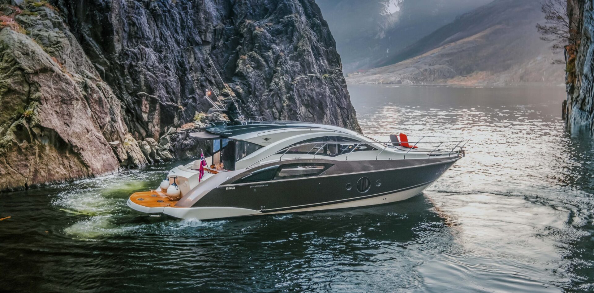 4226386456-Fjord-cruise_1
